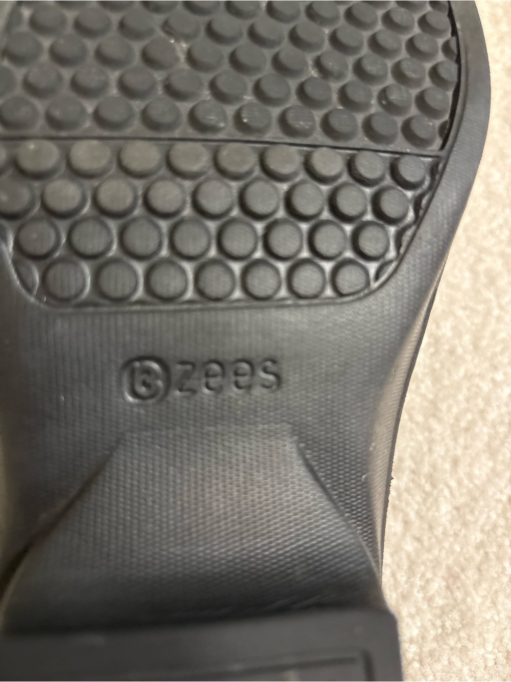 Women’s Slip-On Knit Sneakers in Black - Comfortable Everyday Shoes - Picture 7 of 13
